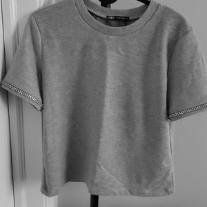 Soft short sleeve knitted sweater